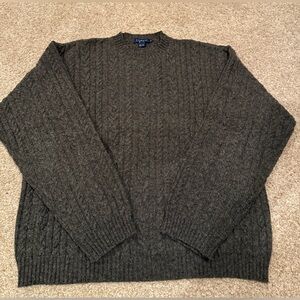 J. Crew Vintage Cable Knit Wool Crewneck Size XL ❄️❄️❄️